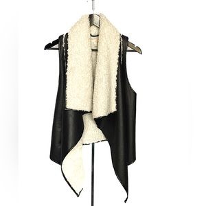 Gianni Bini Waterfall Collar Vest Black Faux Leather Sleeveless Women L